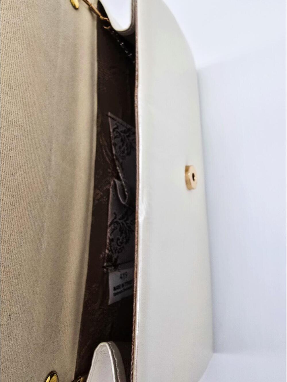 Elegant Cream Clutch Purse with Gold Chain and Accent - Picture 7 of 8